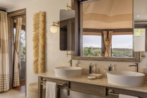 Hemingways Ol Seki Mara