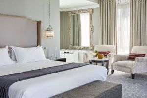 Queen Victoria Hotel & Manor House